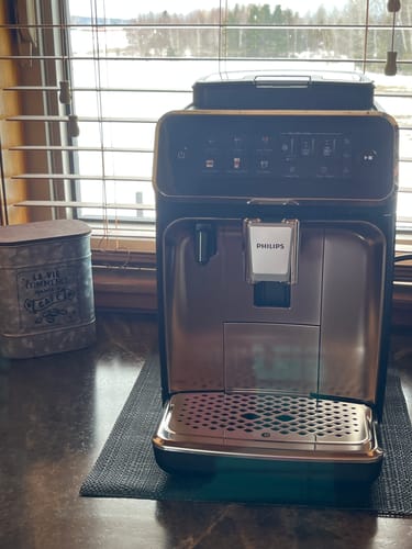 Customer photo review of Philips - Series 3300 LatteGo (SilentBrew) EP3347/90