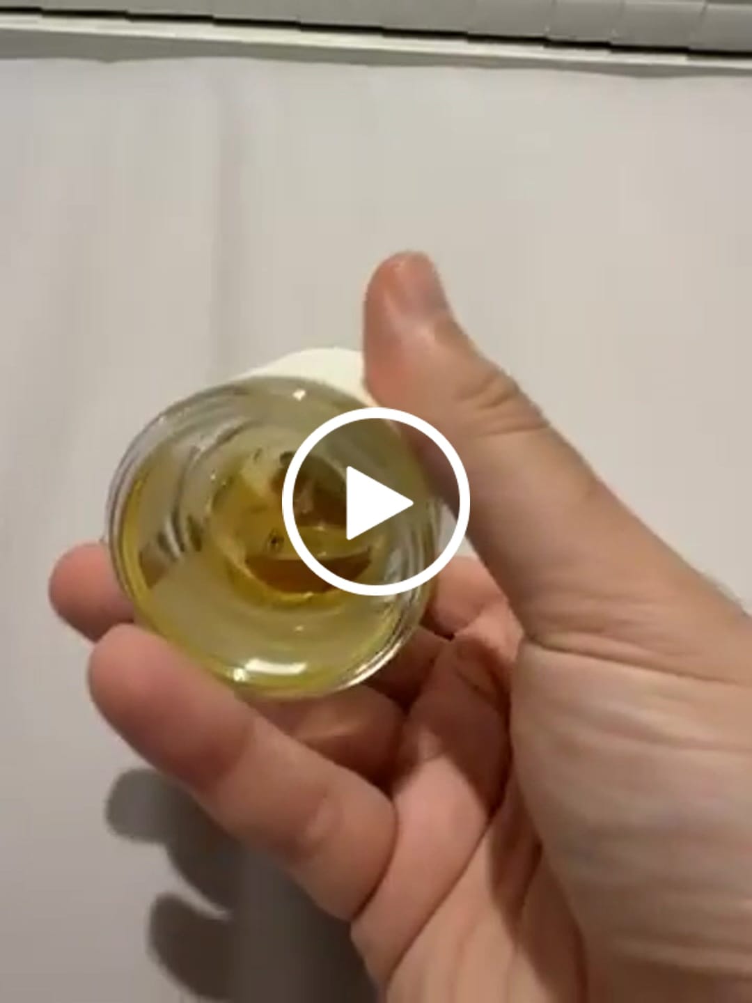 Customer video review of Molten Kiss