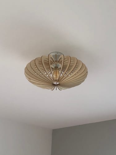 Avis photo d'un client sur Mini Néo teinté Chêne | Plafonnier
