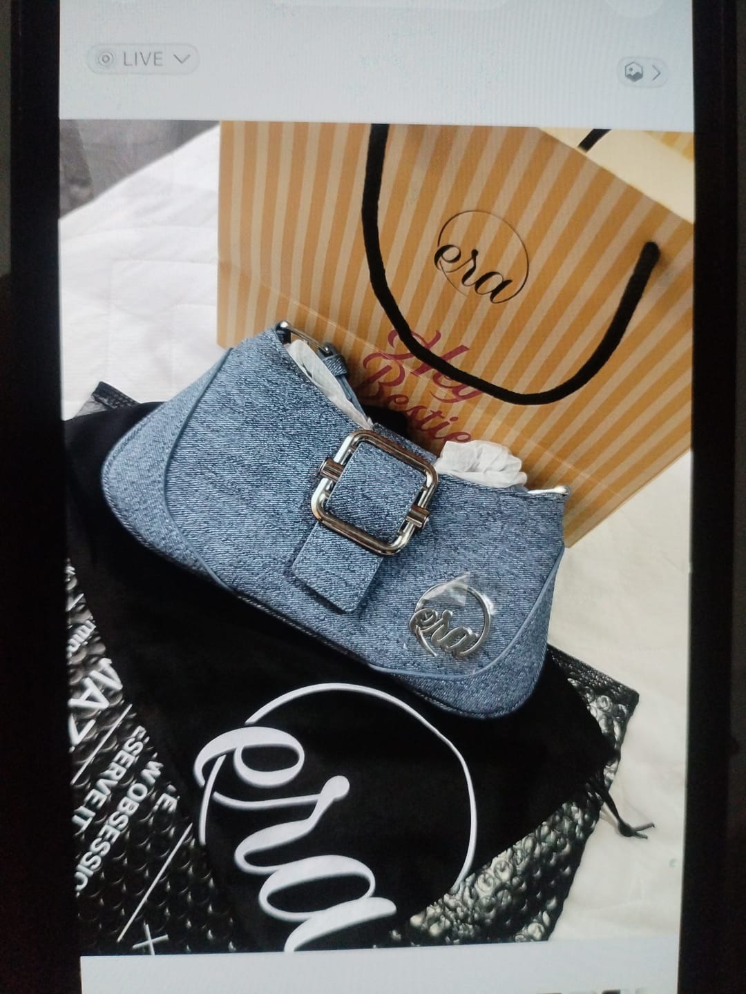 Customer photo review of Yellow Era Gift Bag