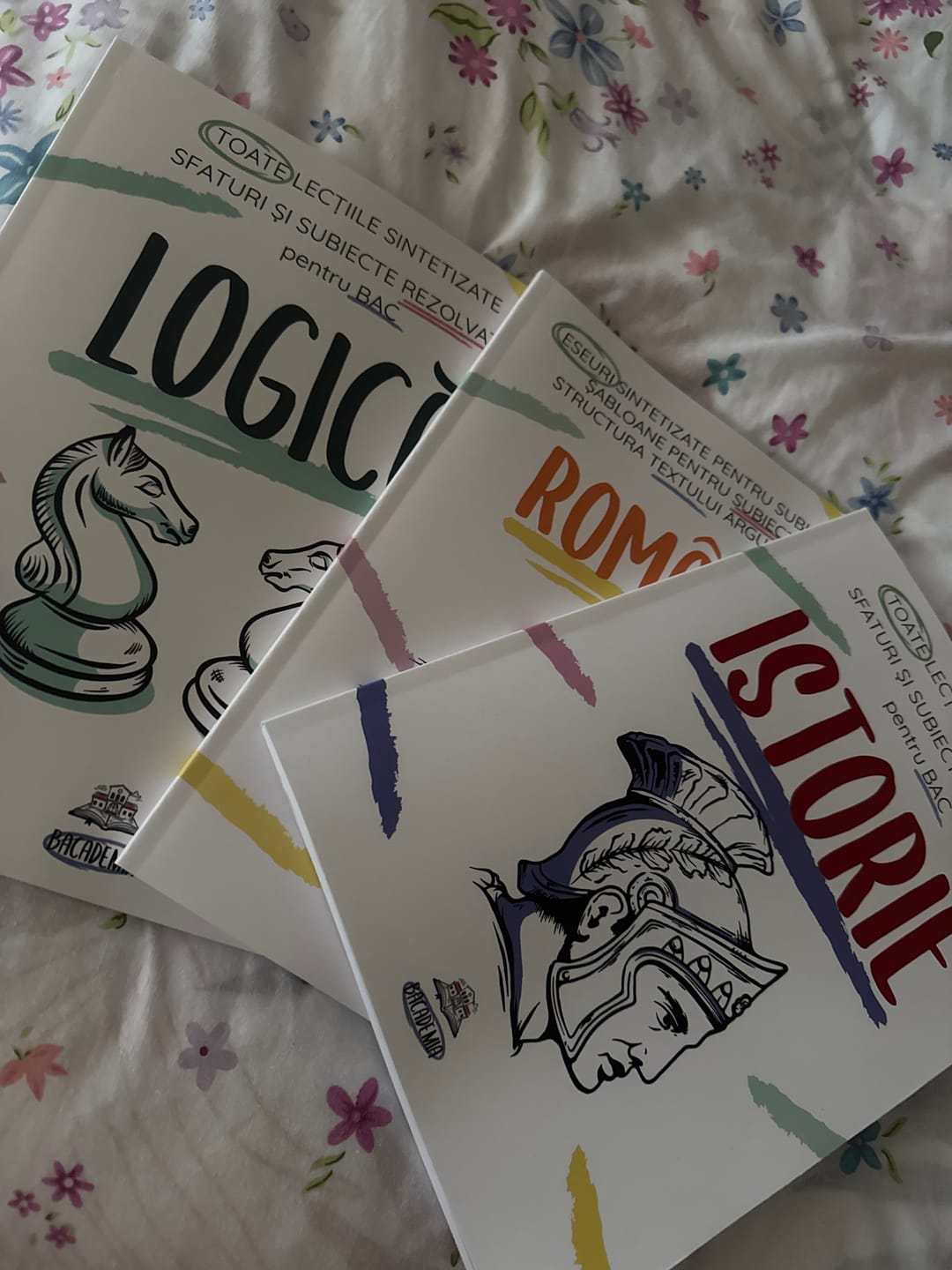Customer photo review of Pachet Bacalaureat (Română + Istorie + Logică) Bacademia