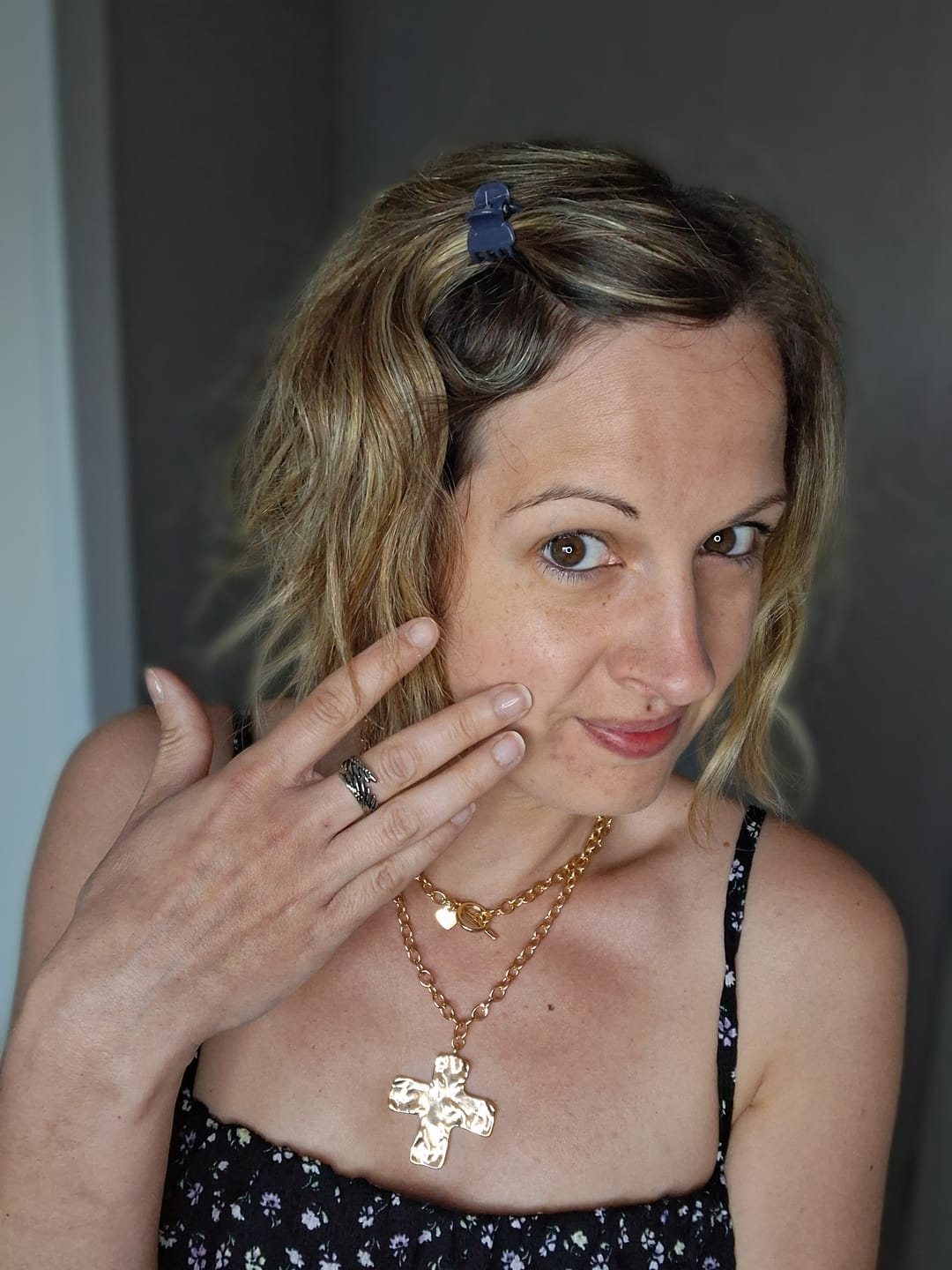 Customer photo review of Christianartworkshop Pure Angel Wings Adjustable Ring