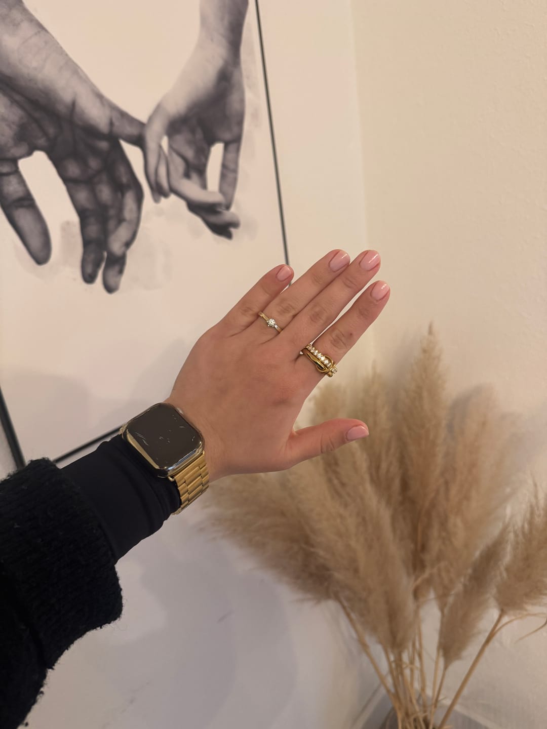 Customer photo review of Pave Infinity Flow Ring 18K Vergoldet