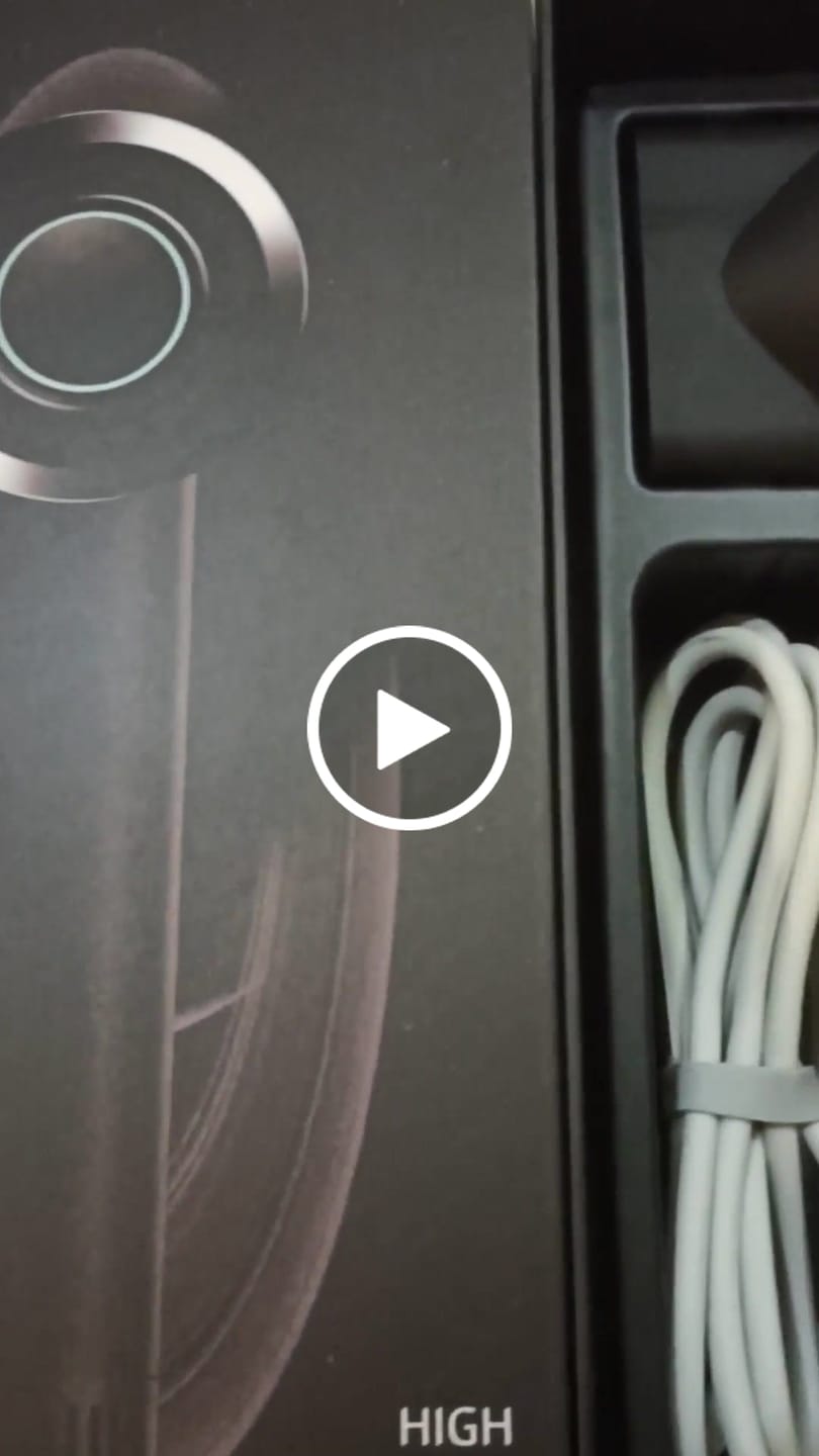 Customer video review of 16-in-1 Personal Hygiene Manicure Kit