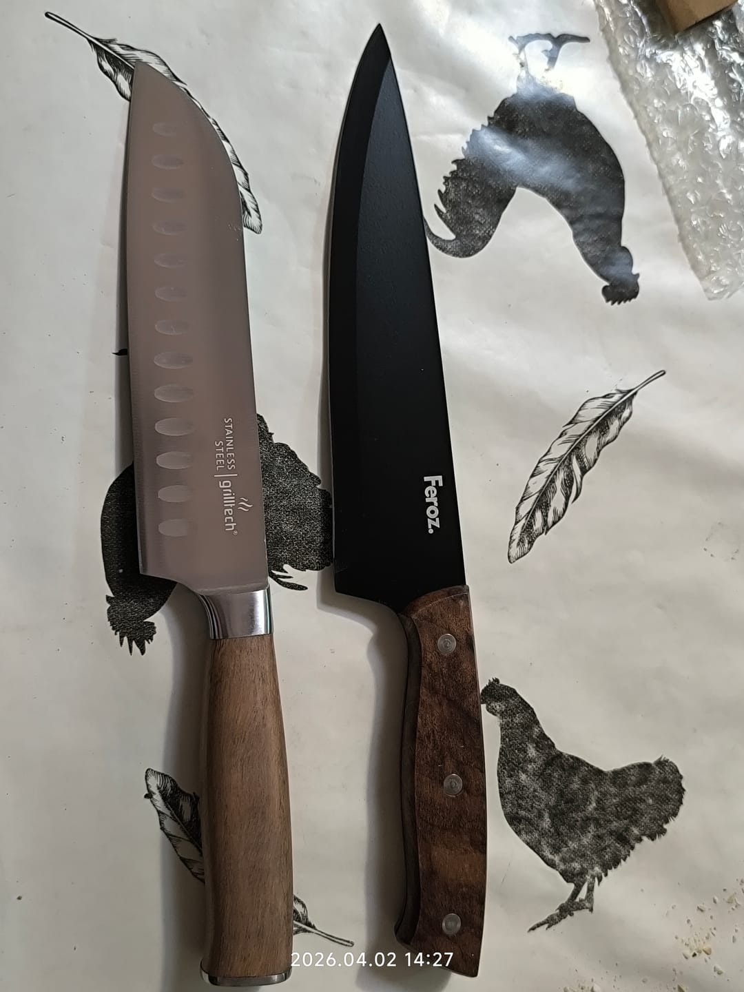Customer photo review of Cuchillo Santoku 7" Acero Inox con Mango de Madera de Acacia