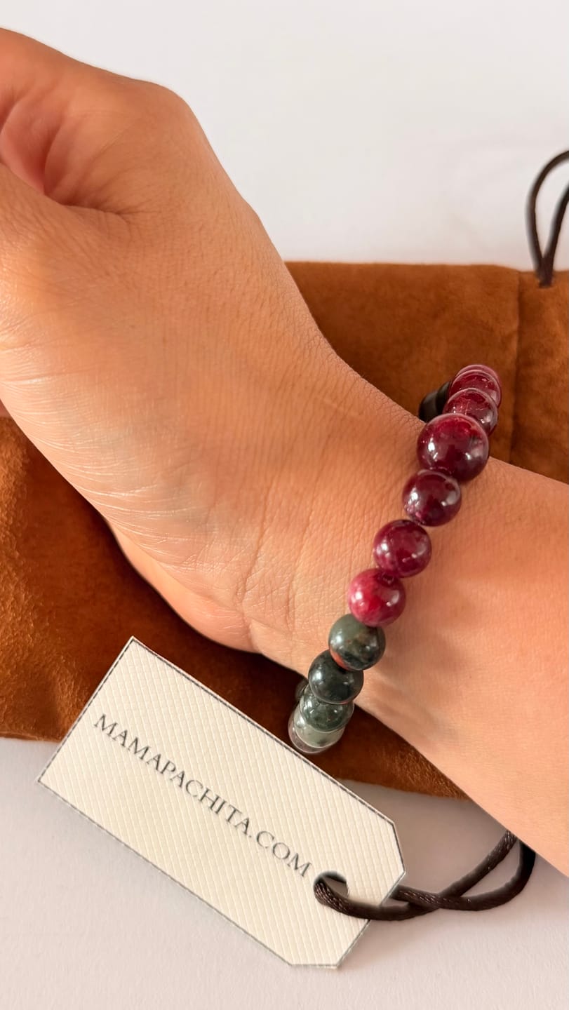 Customer photo review of Pulsera Zodiacal Capricornio ♑ (8 mm)