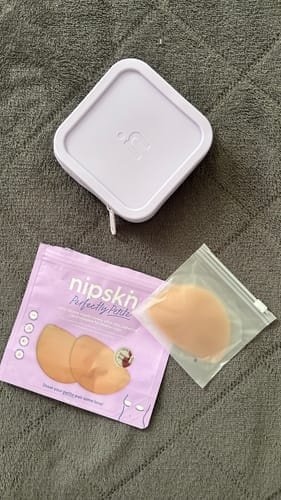 Customer photo review of Cubre Pezones de Silicona para Senos Pequeños, Perfectly petite - Nipskin®