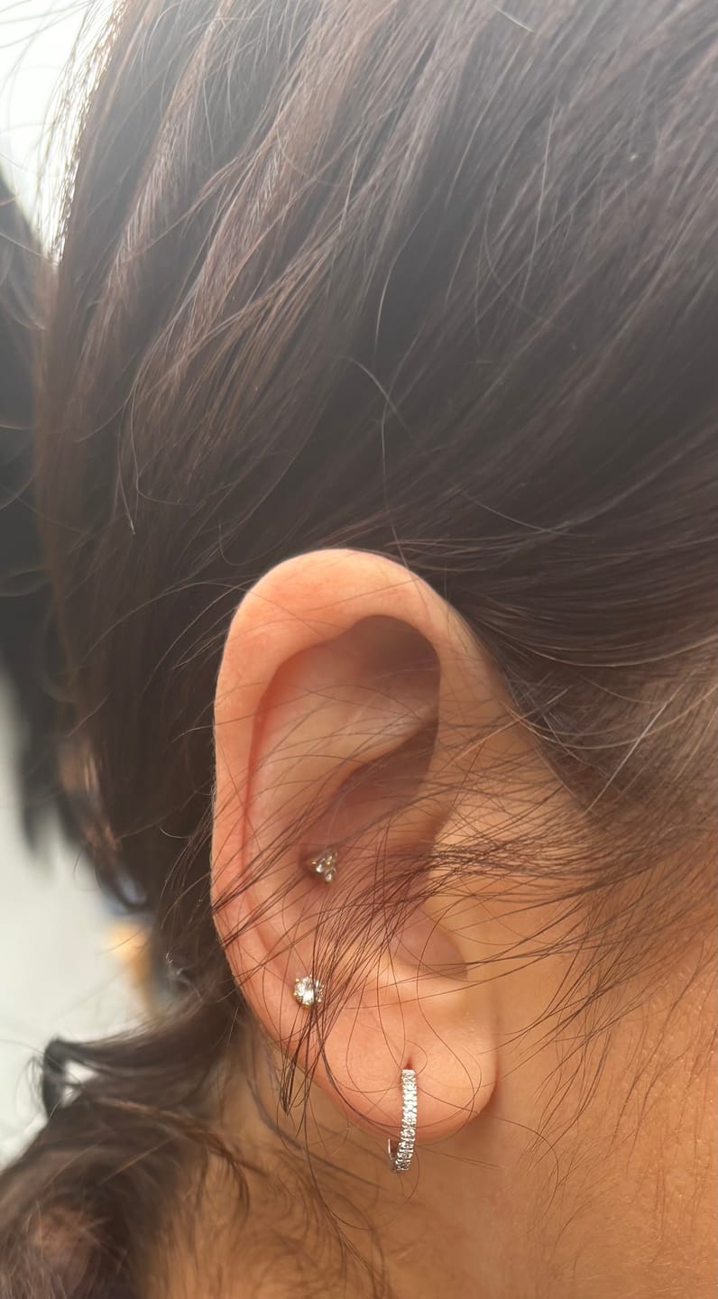 Customer photo review of Miniargollas brillantes 18k