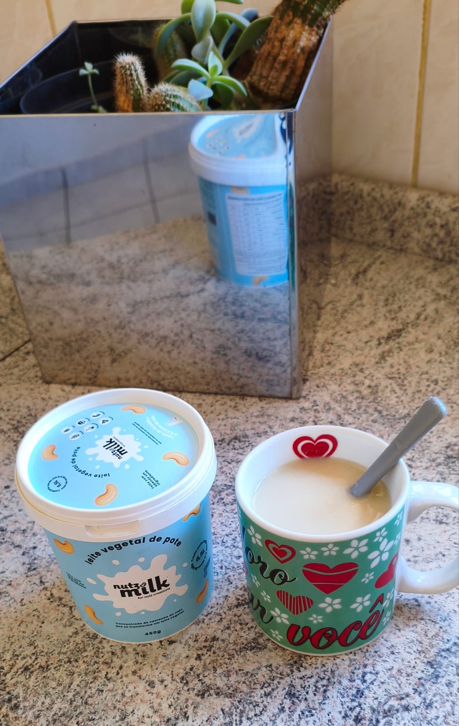 Customer photo review of Kit 4 Unidades: Leite Vegetal NutzMilk  26L - Concentrado de Castanha de Caju