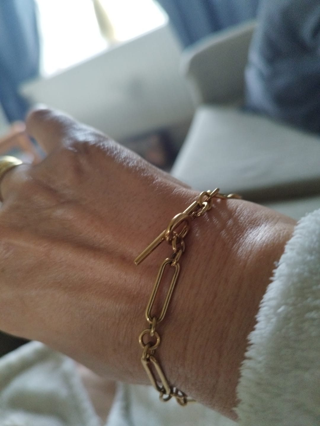 Customer photo review of Love link T bar Chain Bracelet