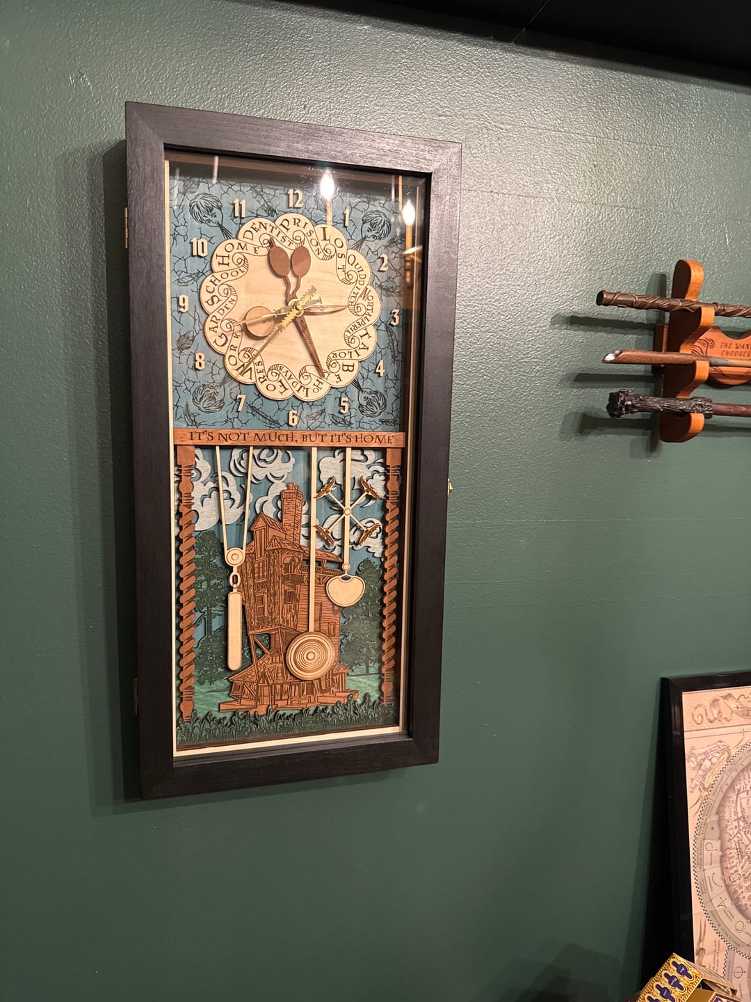 Customer photo review of WEASLEY FAMILY™ 3D WOOD CLOCK