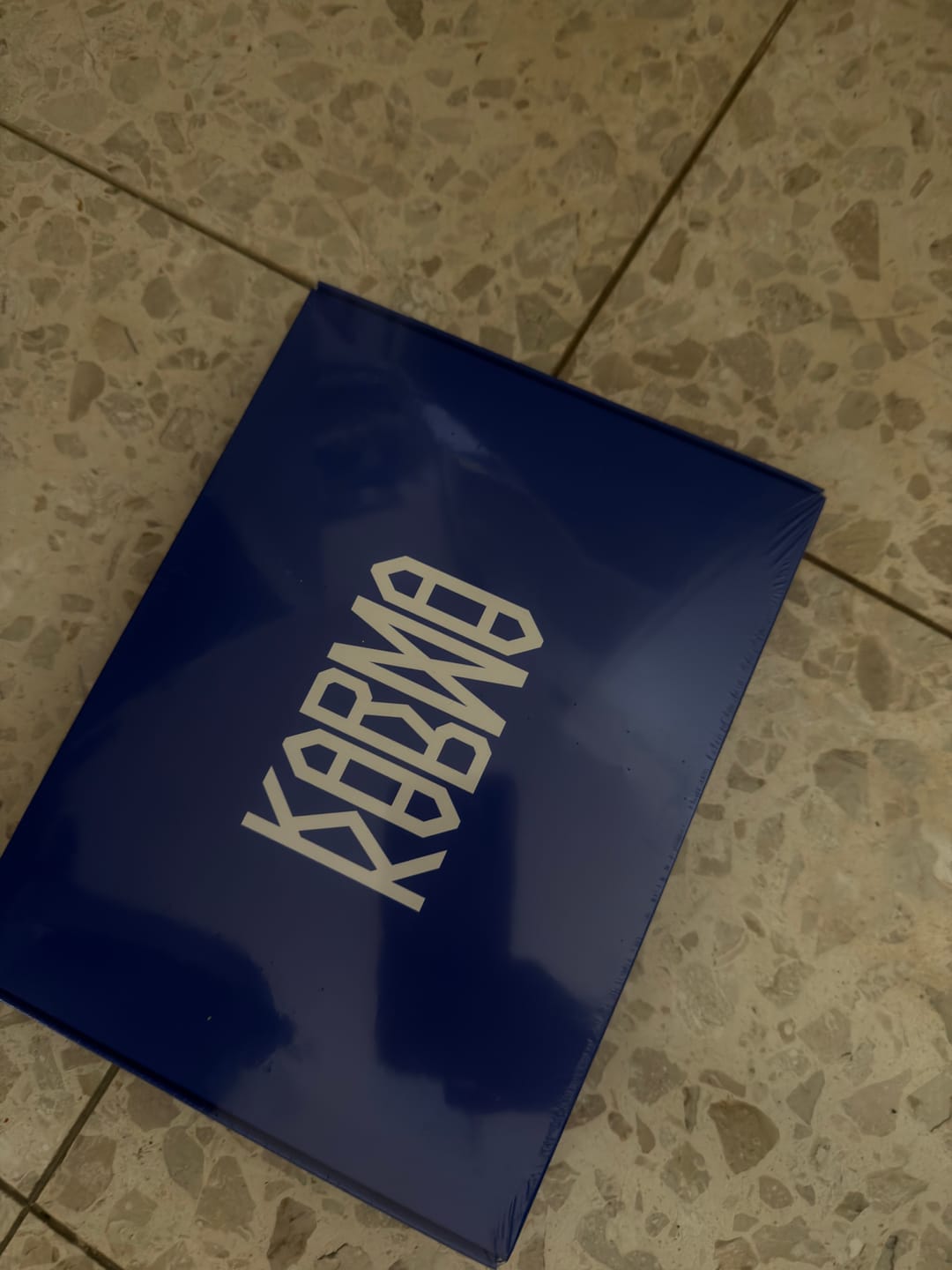 Customer photo review of Stray Kids - 4th Album [KARMA] Standard Ver.