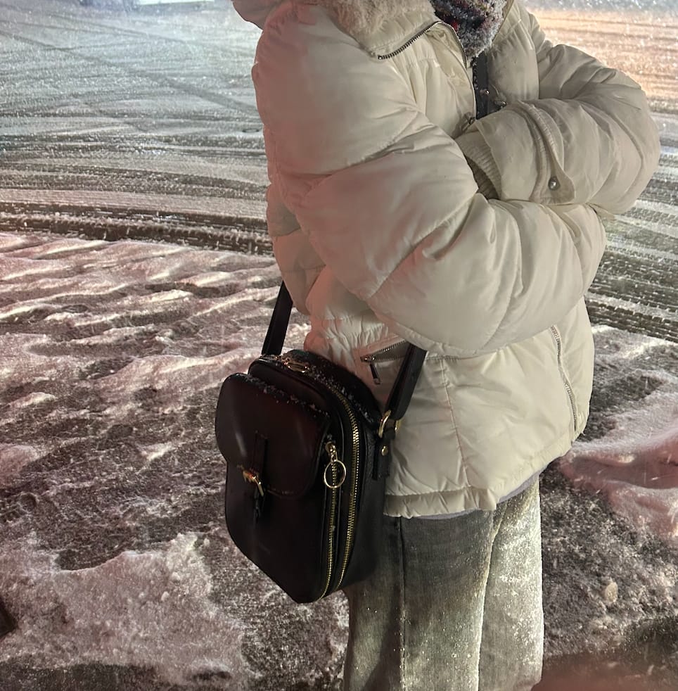 Customer photo review of Laipan - Leather Crossbody Bag