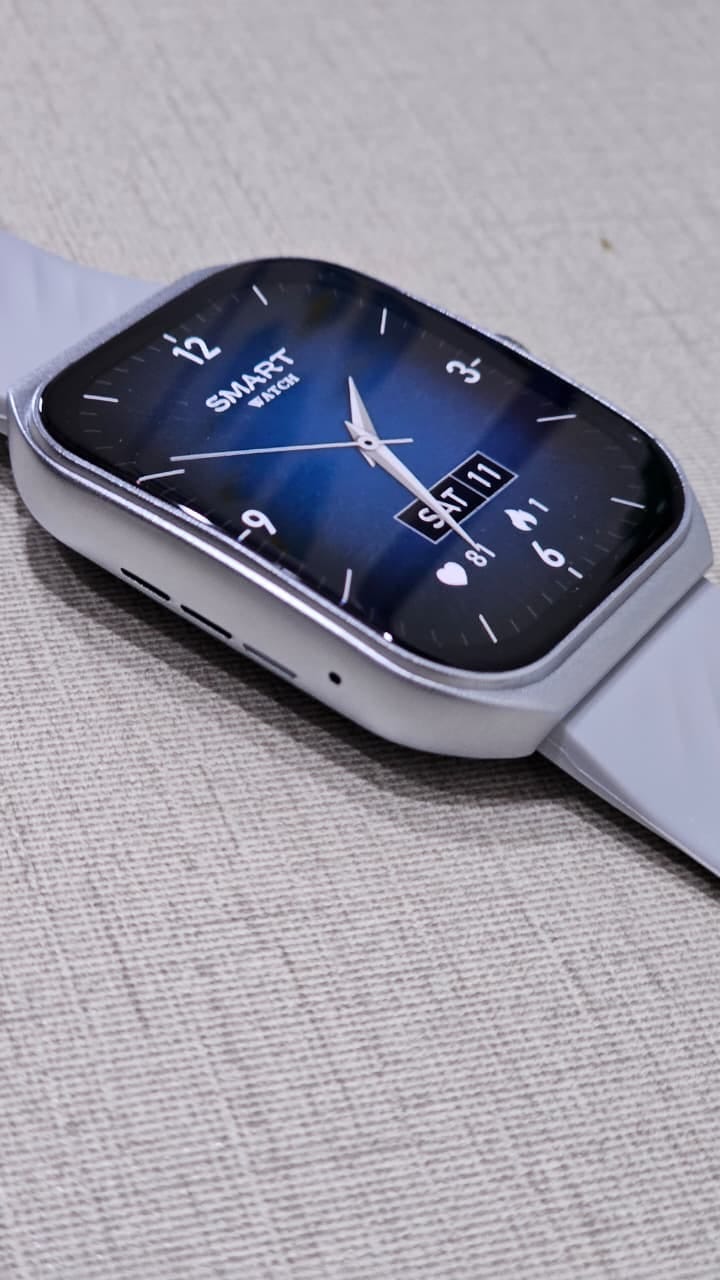 Customer photo review of Prestige Smartwatch