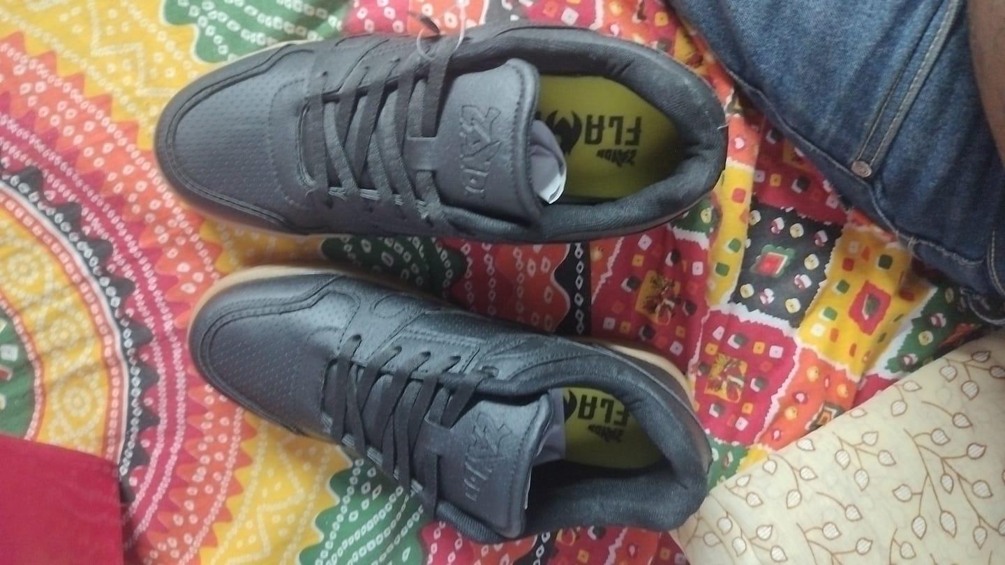 Customer photo review of ASTRID Rock Black