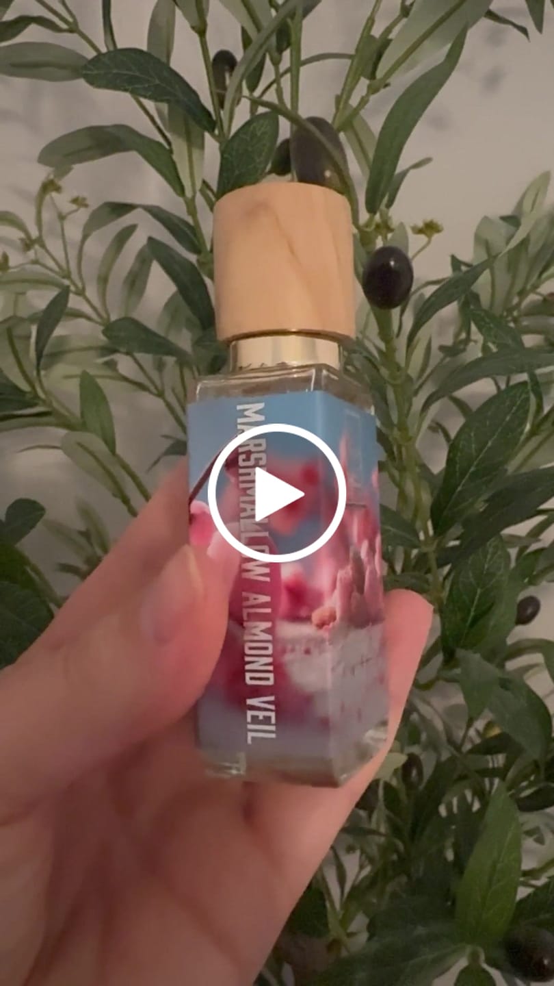 Customer video review of Marshmallow Almond Veil