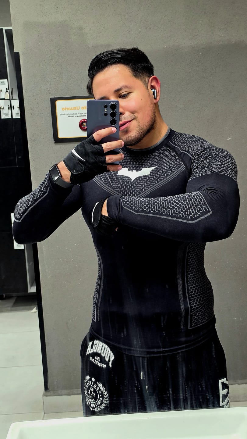 Customer photo review of 8004 - Batman Compression Longsleeves
