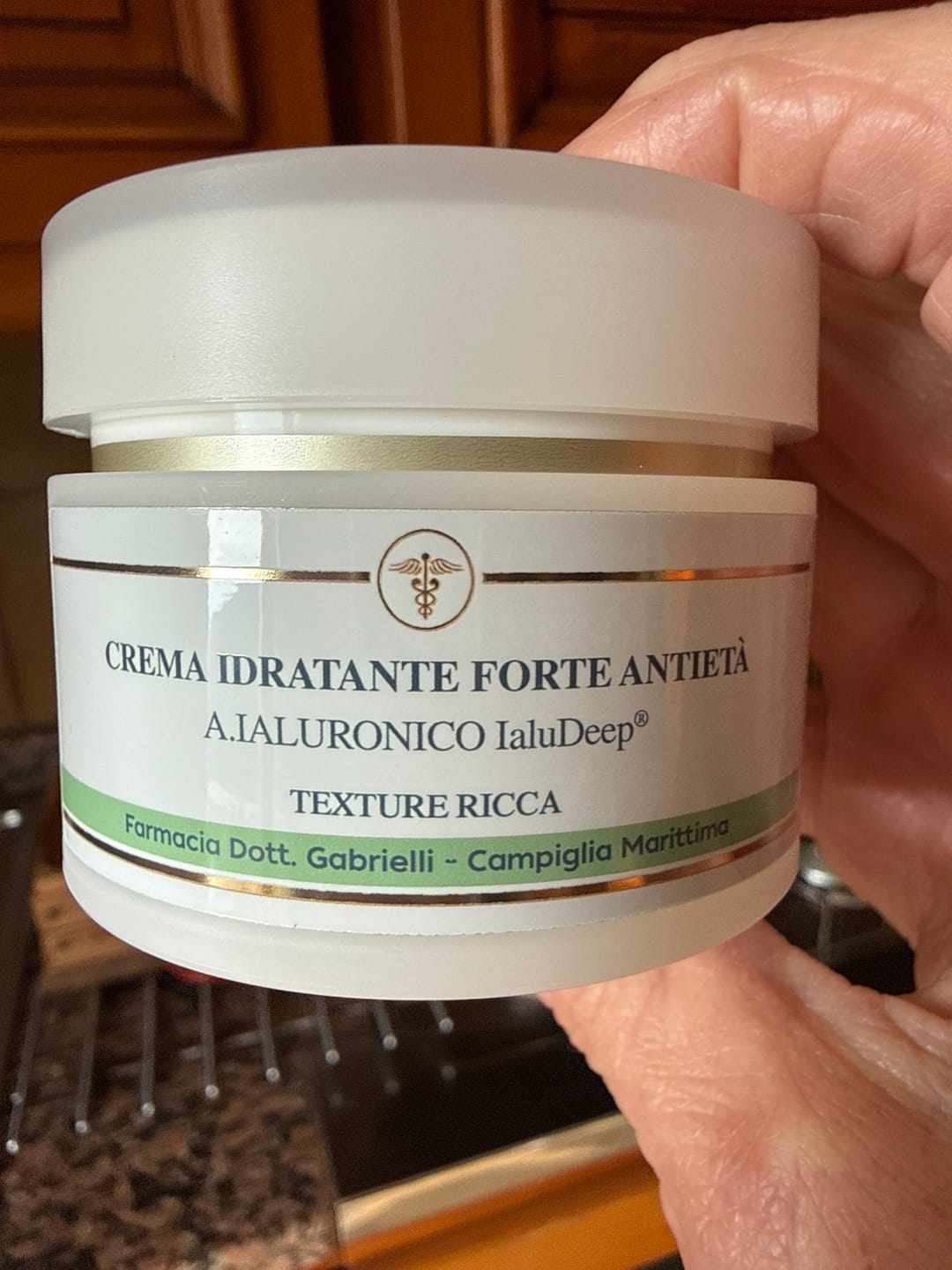 Customer photo review of CREMA IDRATANTE FORTE ANTIETÀ RICCA
