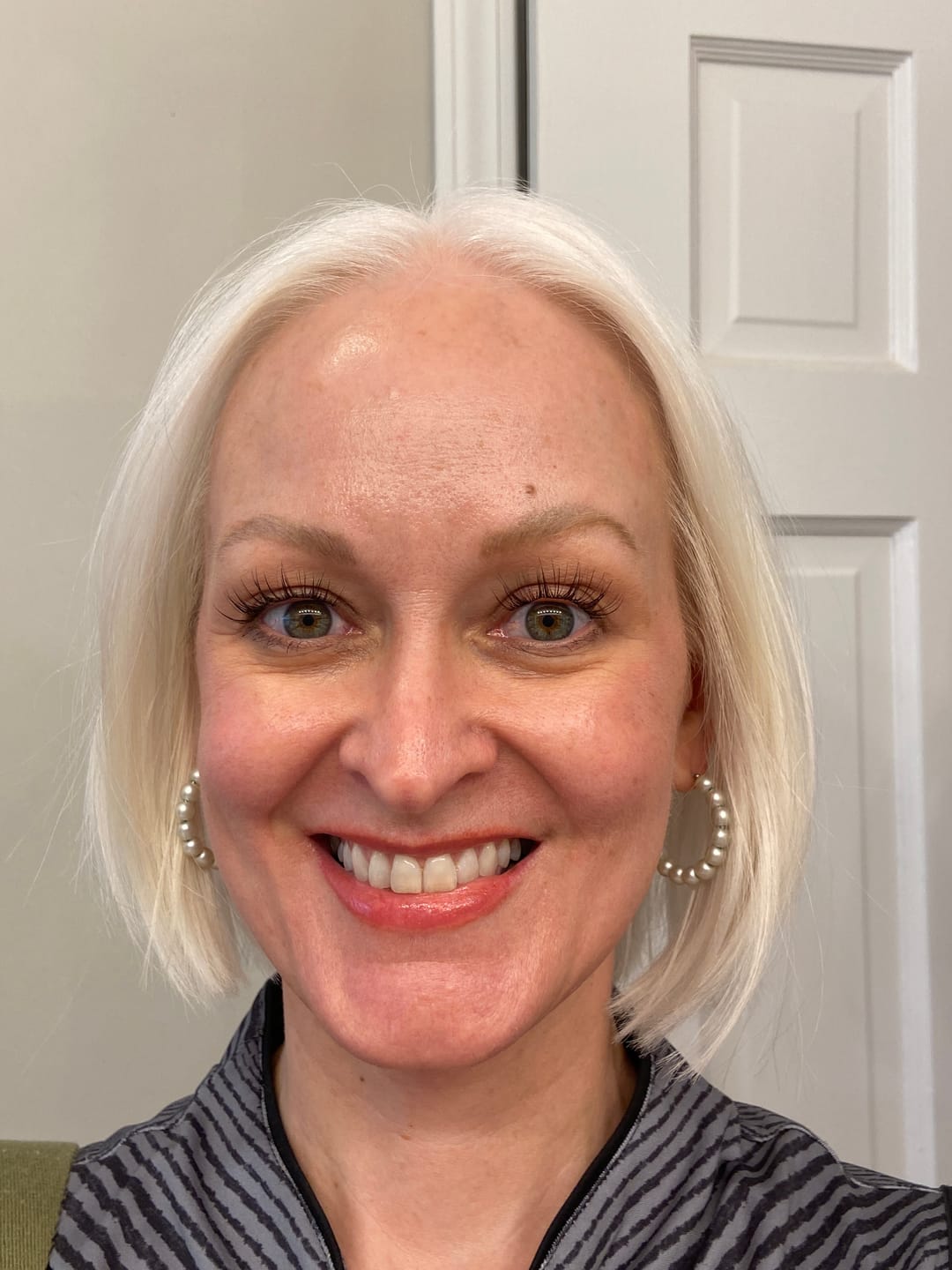 Customer photo review of Woo Gossamer® Lashes