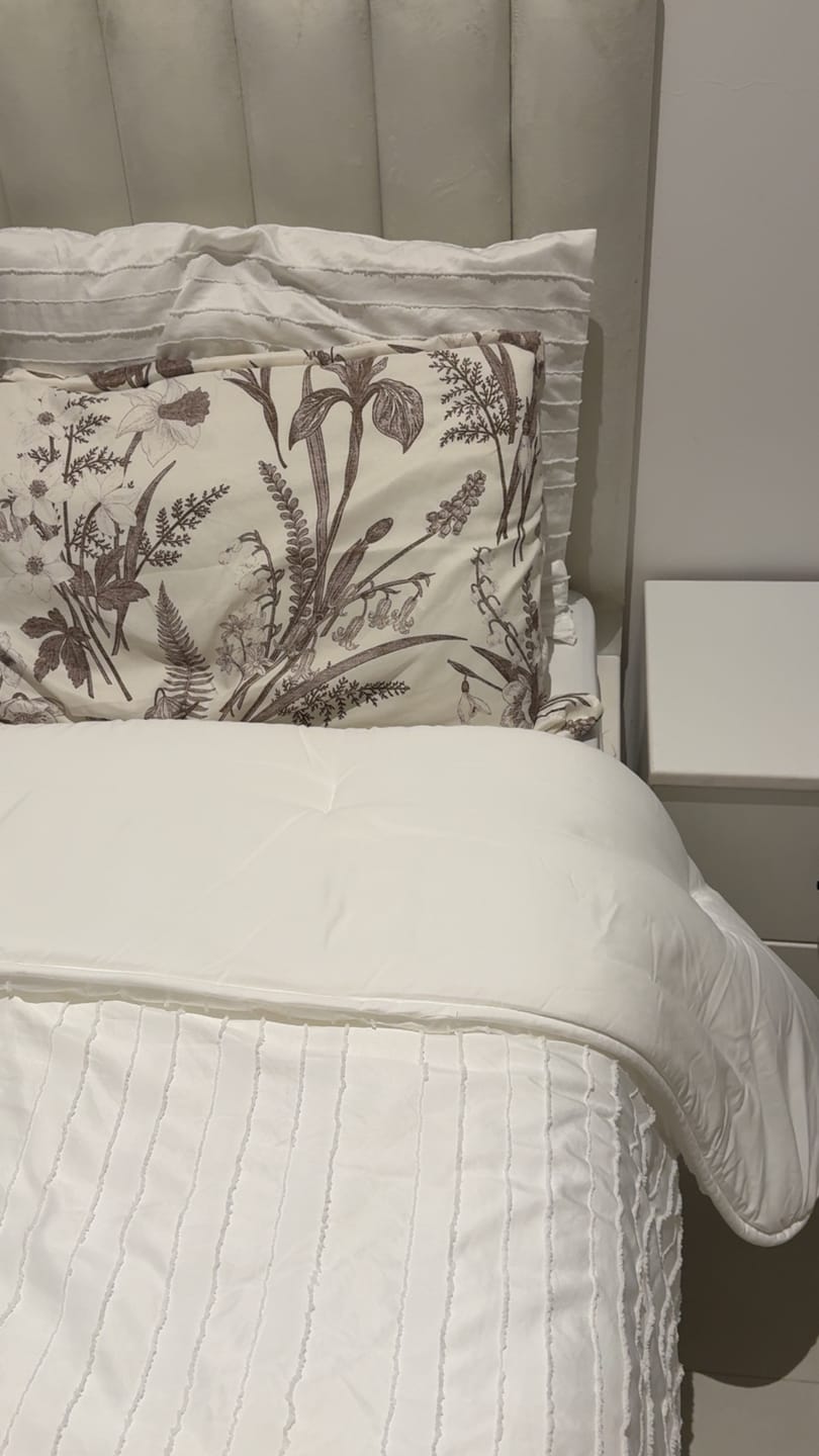 Customer photo review of Stripy Solid Striped Comforter Set 6 PCS