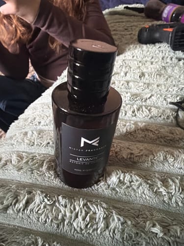 Customer photo review of Levante