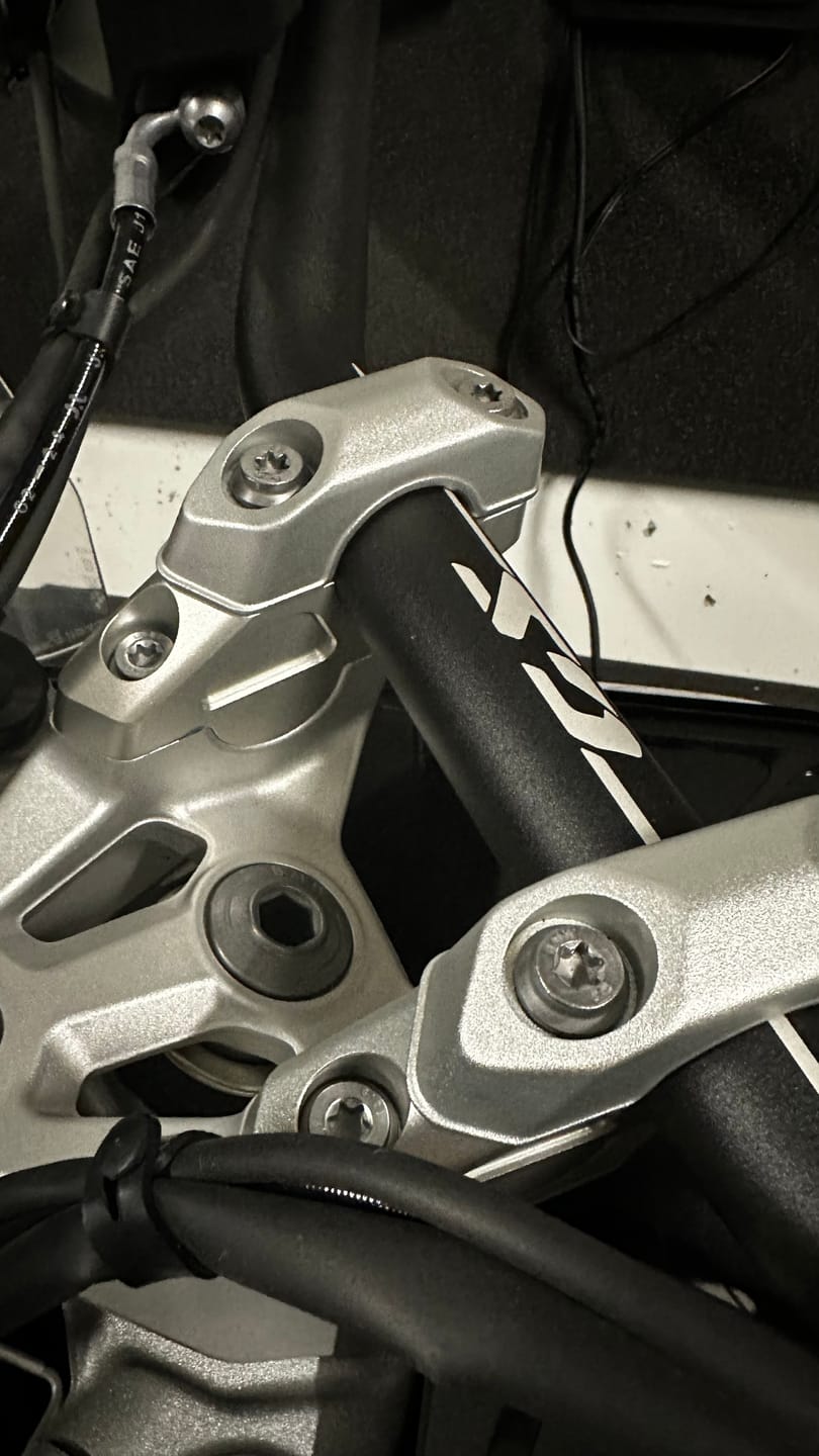 Customer photo review of LOBOO Handlebar Risers for BMW R1300GS（2023-） & Adventure (2024-) | 29mm Rise / 29.5mm Setback Offset Kit
