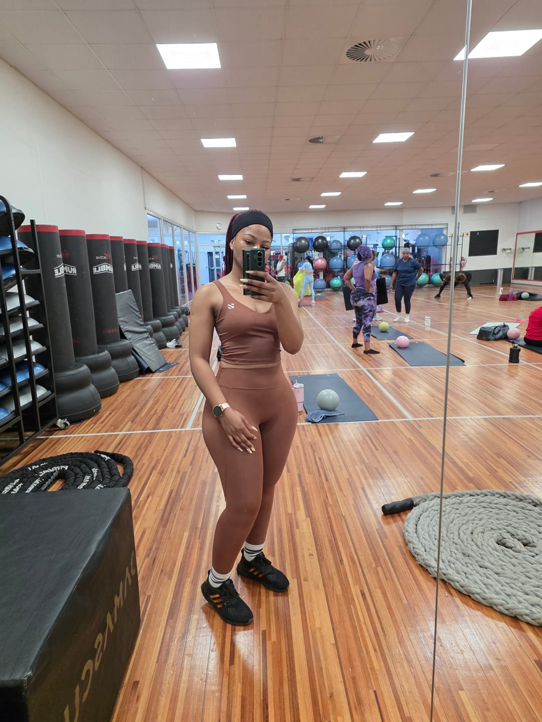 Customer photo review of U-shaped Cut Energy Longline Sports Bra