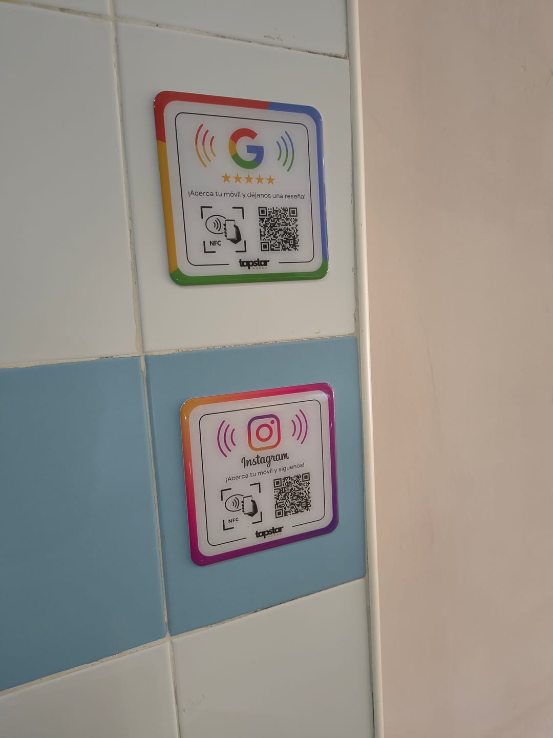 Customer photo review of Placa Seguidores Instagram