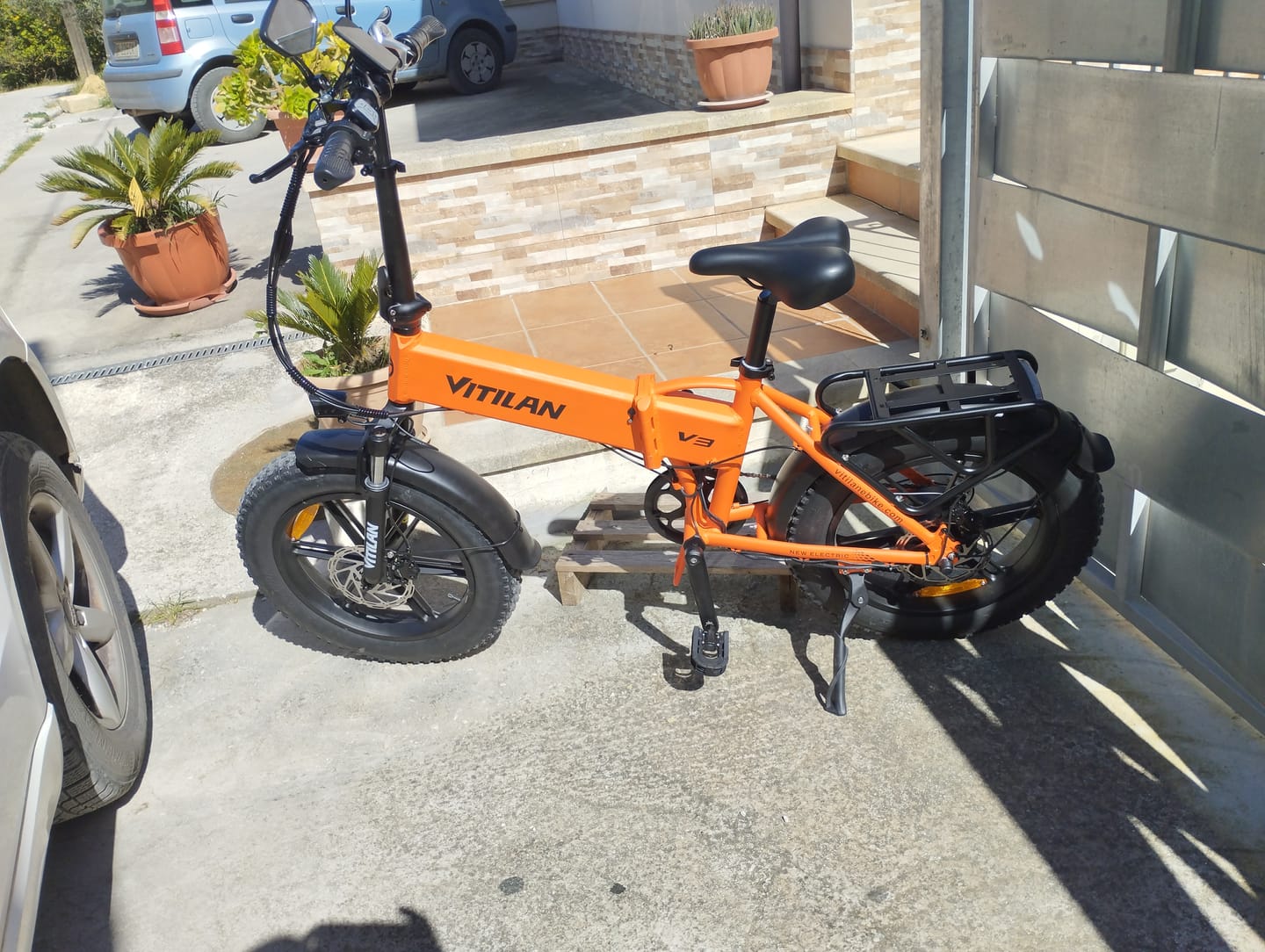 Customer photo review of V3 2.0 Folding Fat Tires Adult All Terrain Electric Bike