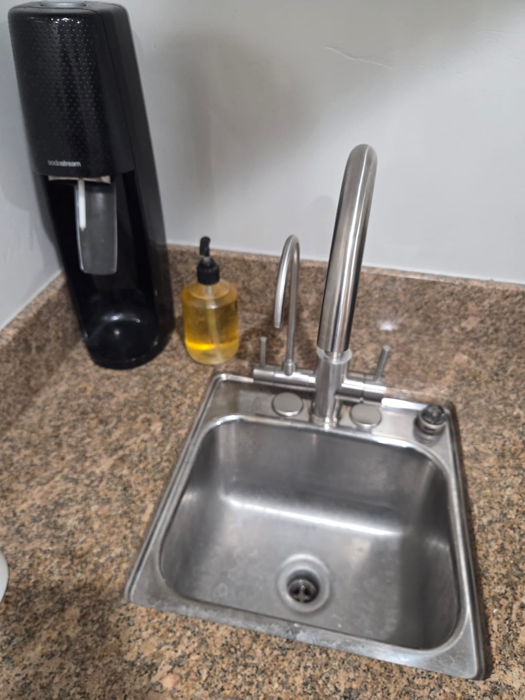 Customer photo review of GlacierFresh U03 Tankless Reverse Osmosis System | 800 GPD Fast Flow & 3:1 Pure-to-Drain Ratio