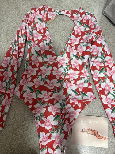 Customer photo review of Kialoa One Piece - Vintage Orchid