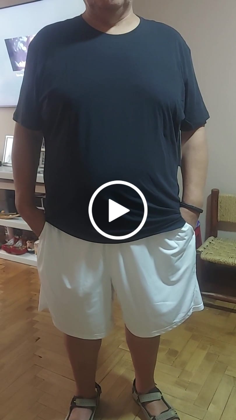 Customer video review of Super Soft Tee | AlgaKnit - Black