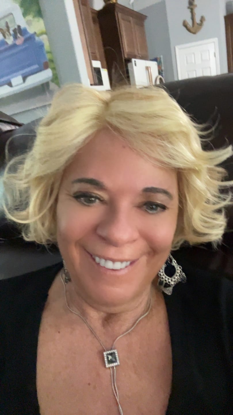 Customer photo review of EDITORS PICK - Neutral Sand Blonde