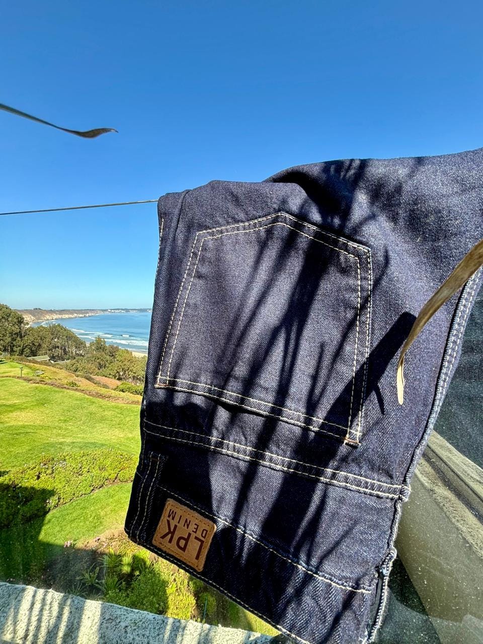 Customer photo review of JEANS WIDE LEG TIRO ALTO JOSEFA azul R