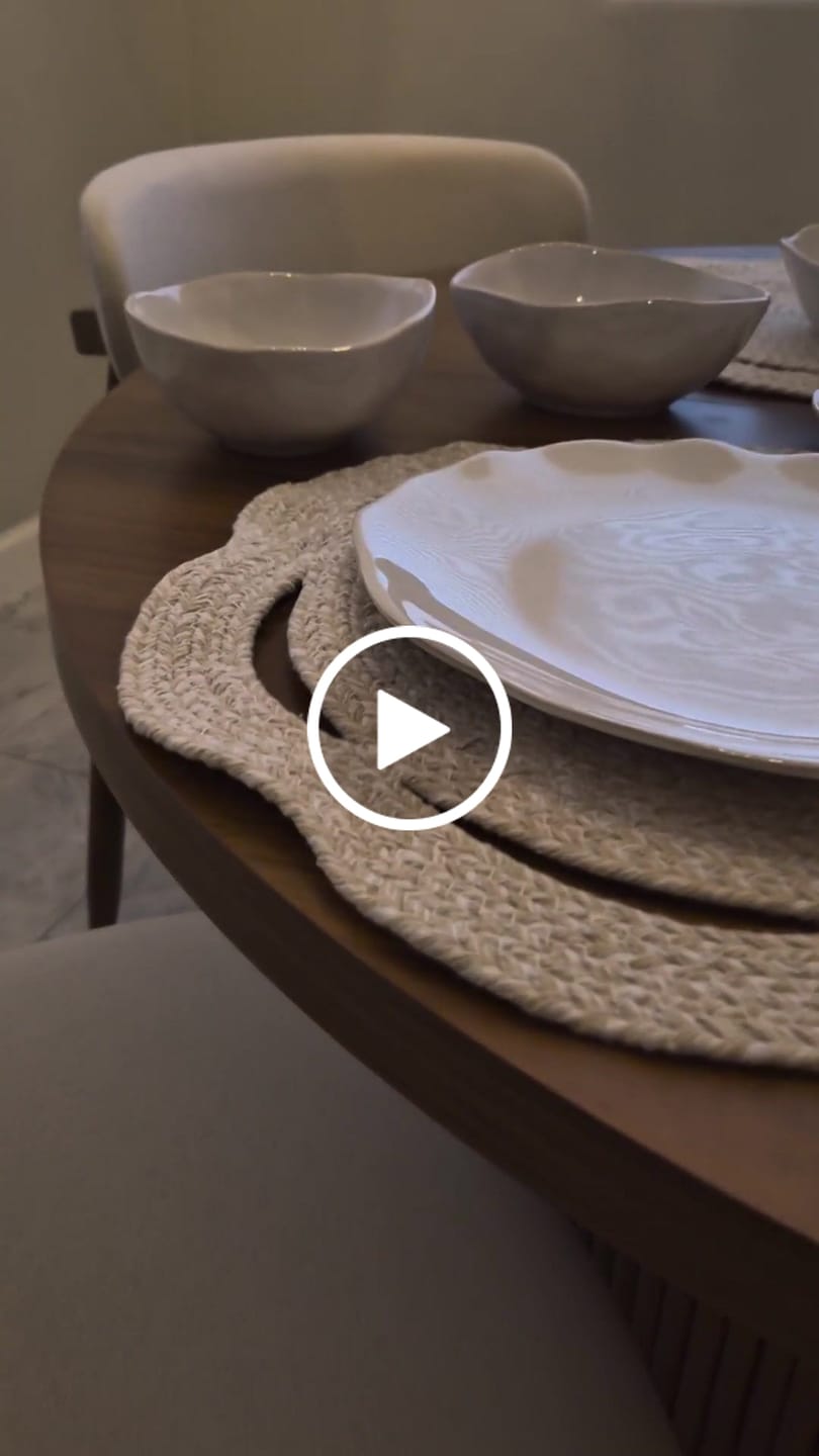 Customer video review of 16-Piece Stoneware Set-Pearl White