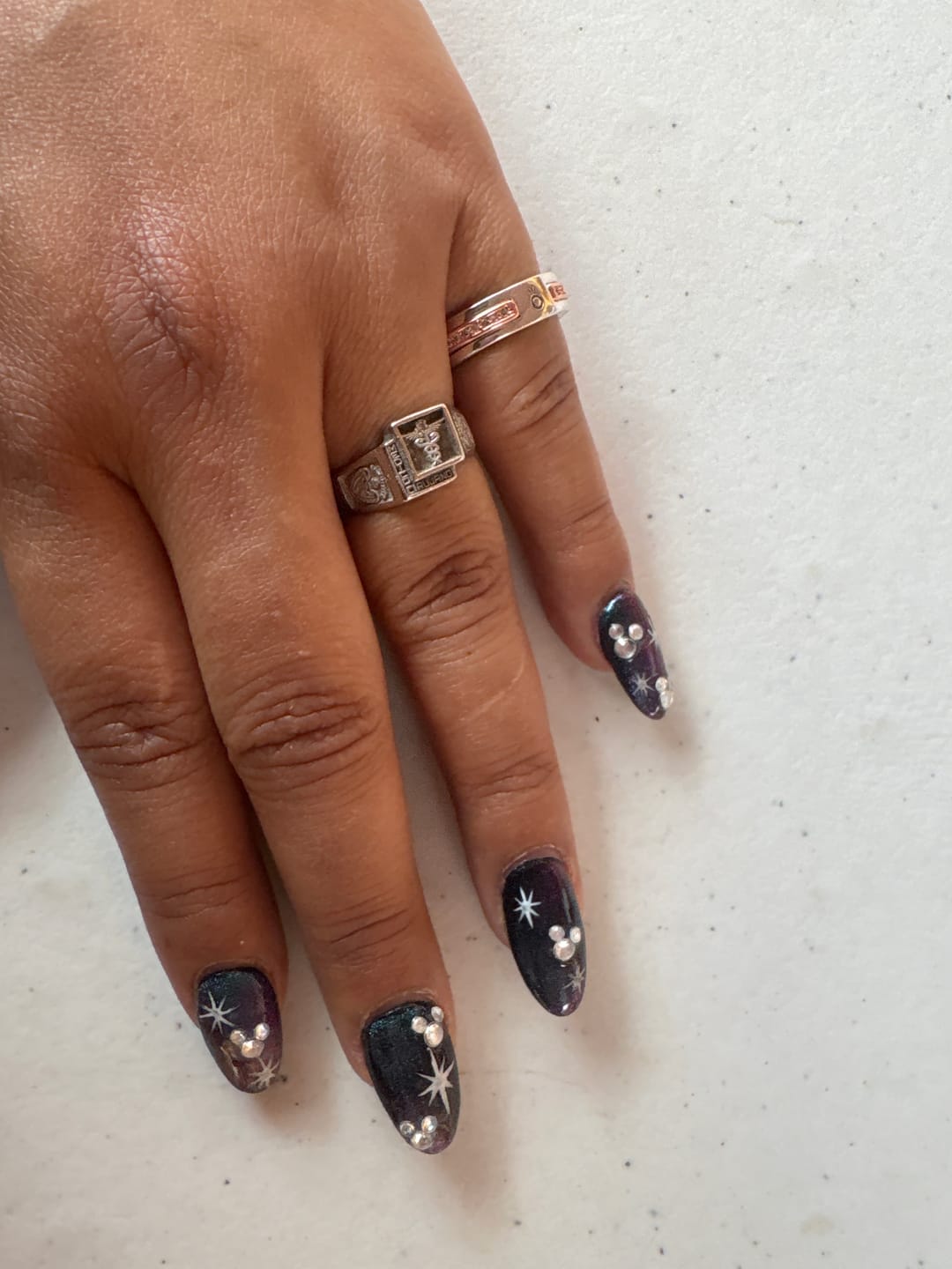 Customer photo review of ANILLO LOGO Y PAVE 2 TONOS SIGNATURE PANDORA + KIT DE REGALO