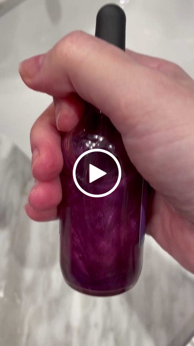 Customer video review of Persephone Bath & Body Oil