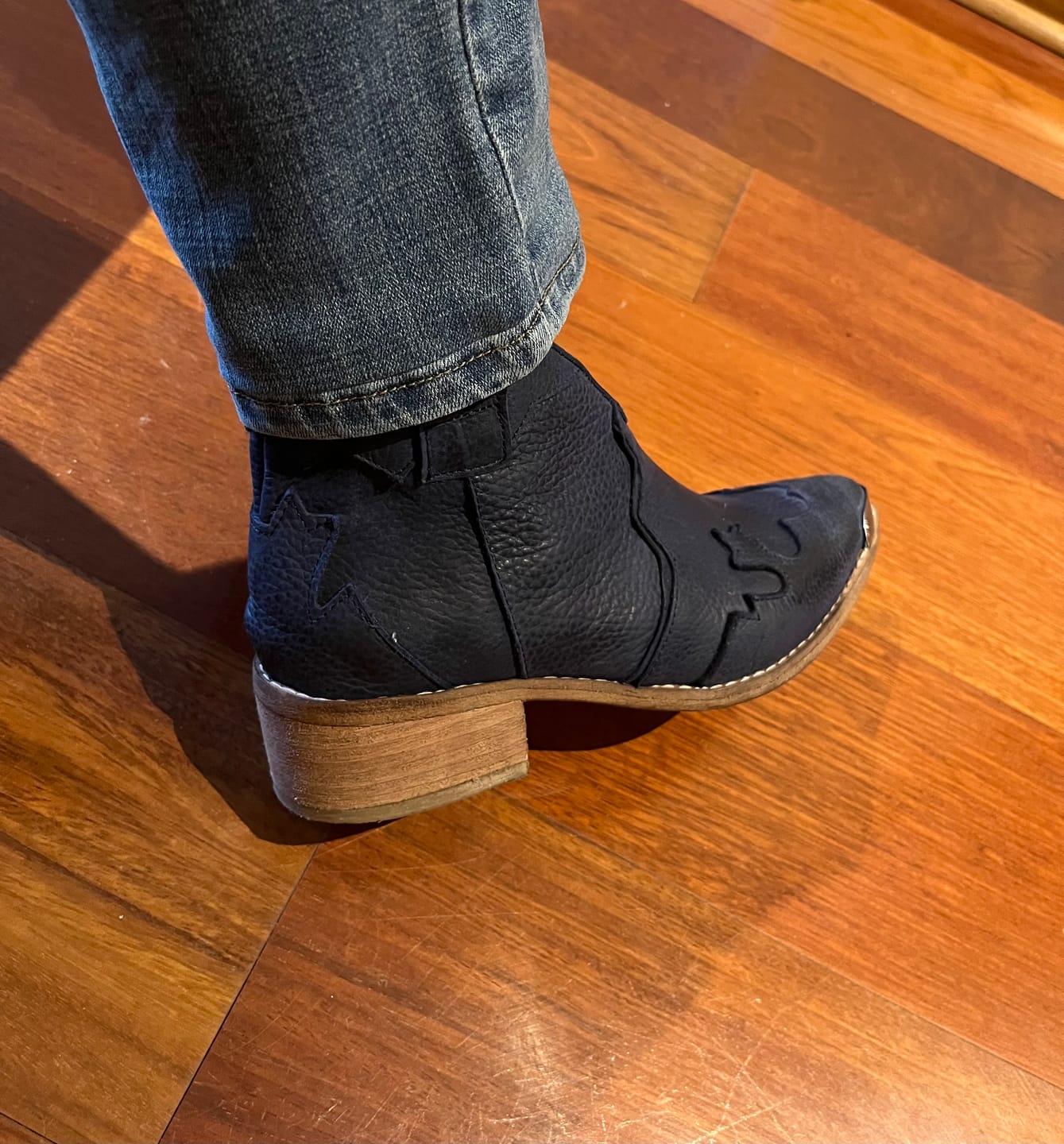 Customer photo review of Joaquina Azul Cuero