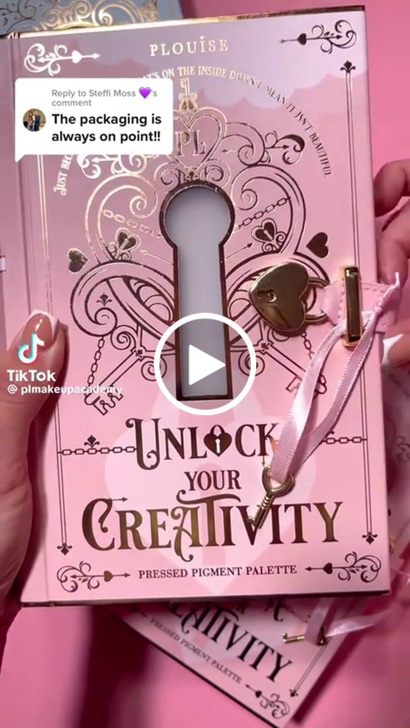 Customer video review of P. Louise Unlock Your Creativity Rainbow Eyeshadow Palette