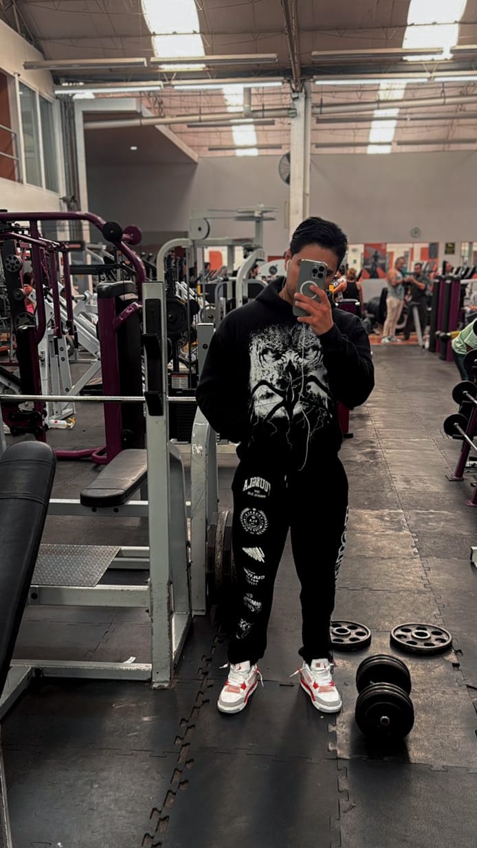 Customer photo review of 204 - Immortal Killer Joggers