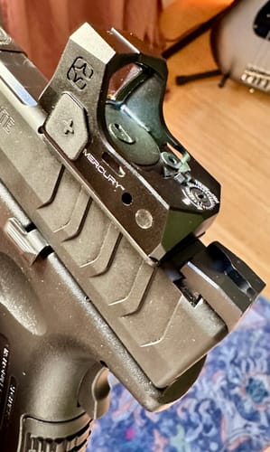 Customer photo review of MERCURY™ Reflex Sight