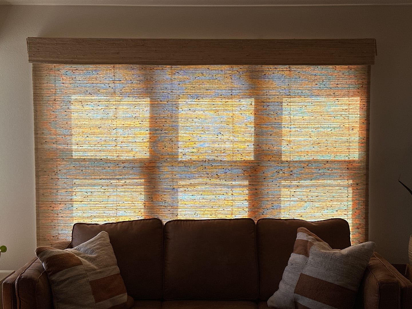 Customer photo review of SmartWings Motorized Woven Wood Shades 50%/70%/100% Blackout Orithyia