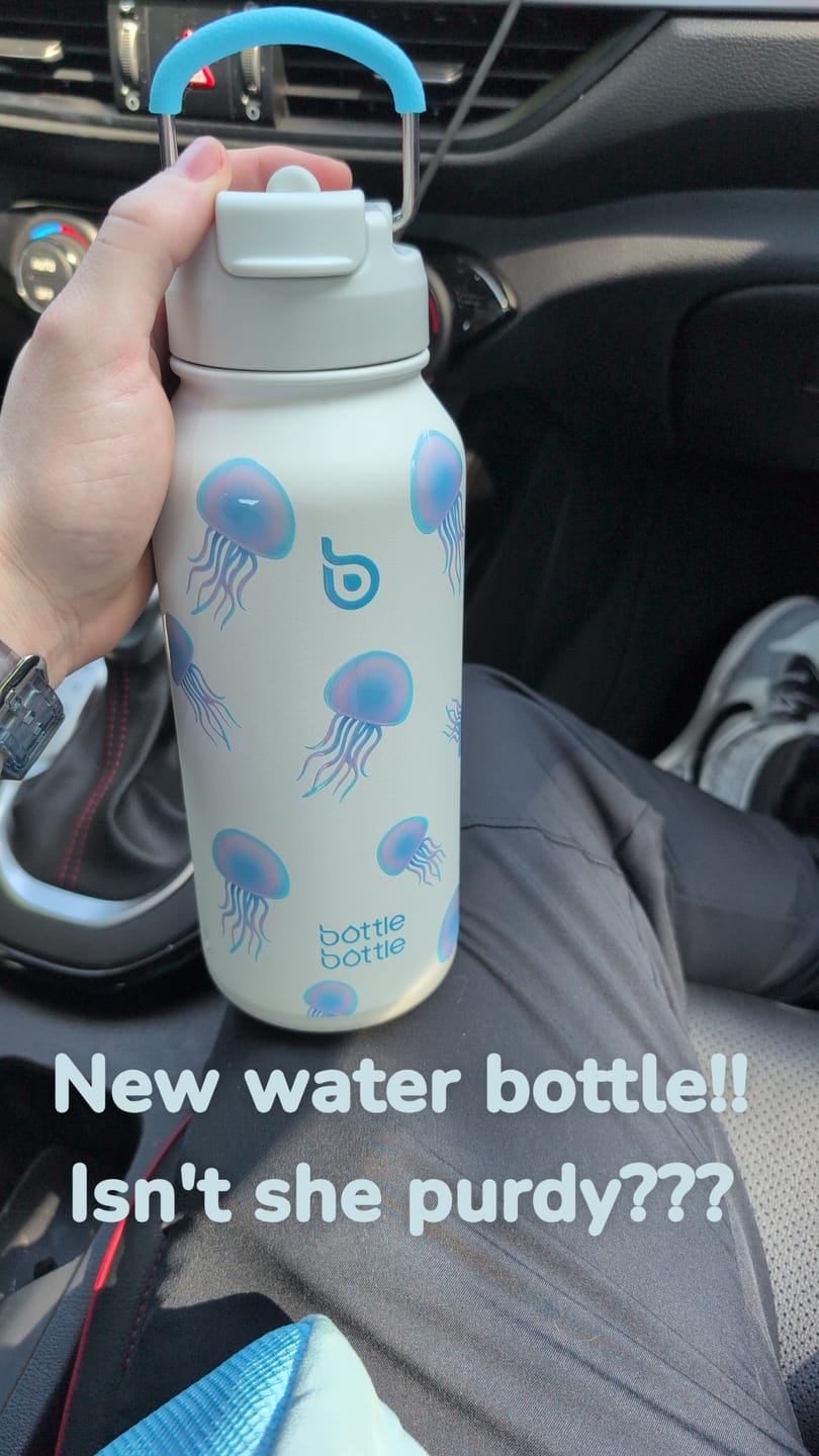Customer photo review of Hydro X Bottle 32oz