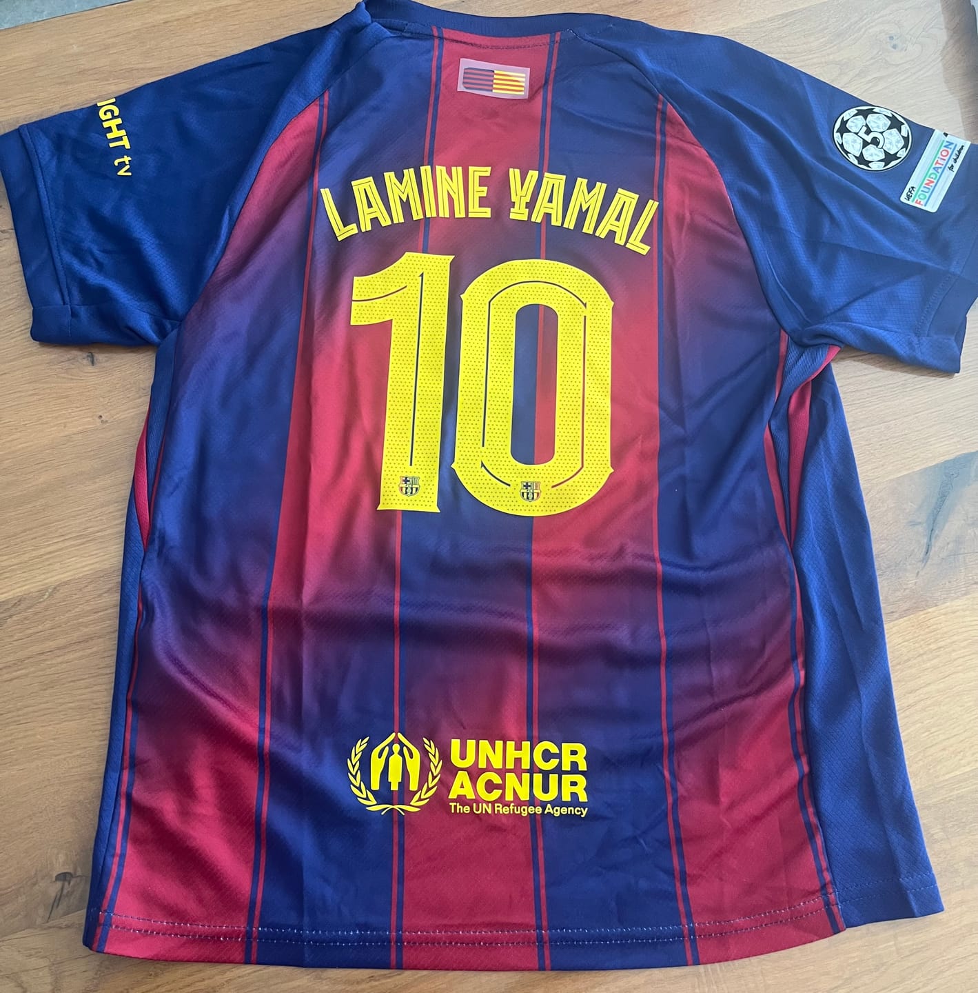 Customer photo review of Lamine Yamal #10 Barcelona New Season Jersey Trikot Maillot Soccer Shirt