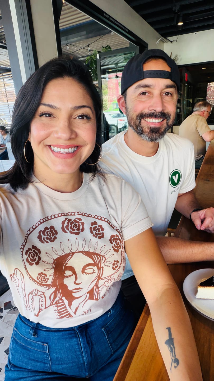 Customer photo review of Unisex Sand Grito Tee