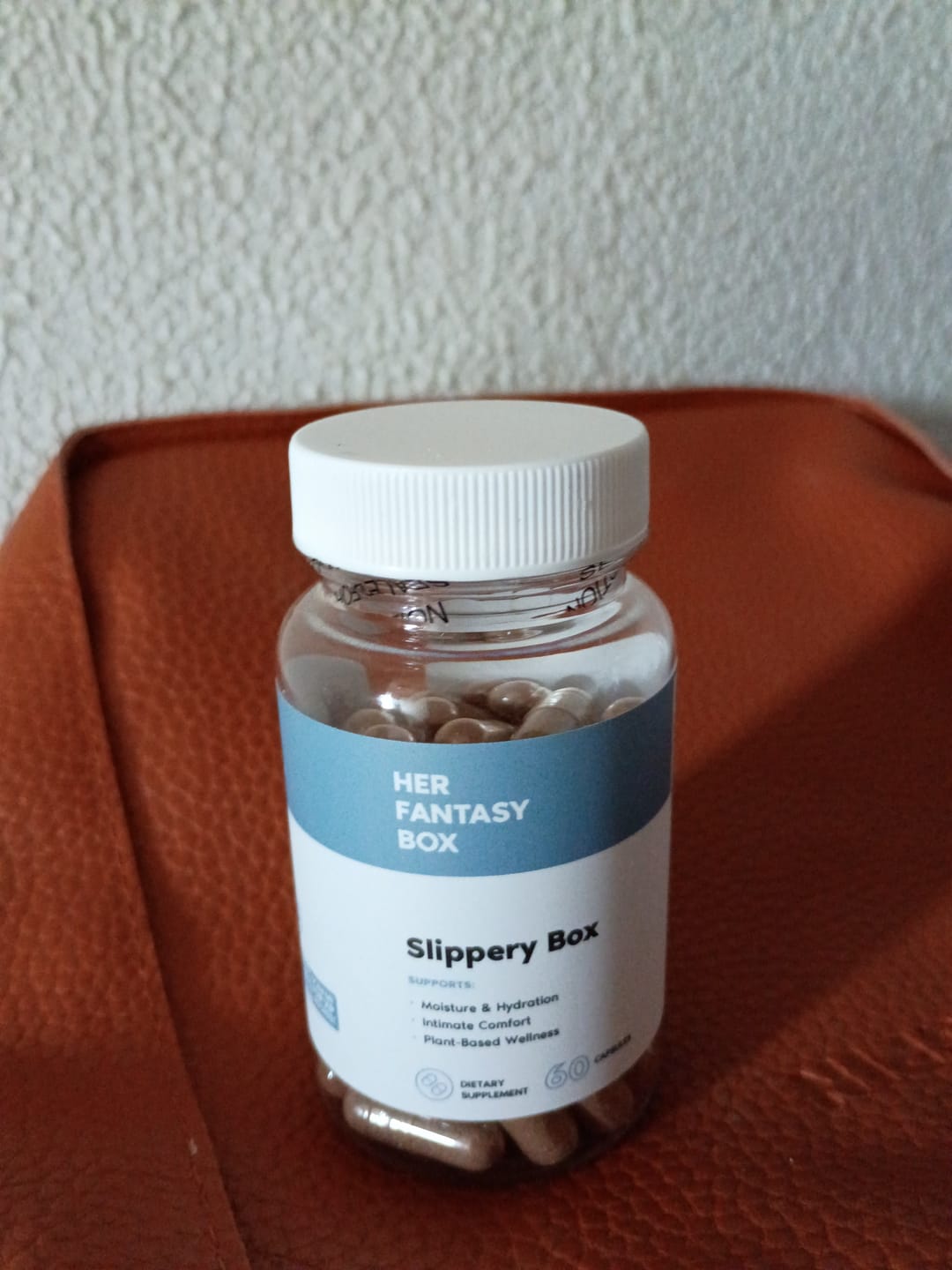 Customer photo review of Slippery Box - Extra Moisture Support Capsules