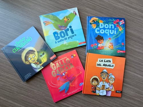 Customer photo review of Don Coquí | Libro Bilingüe