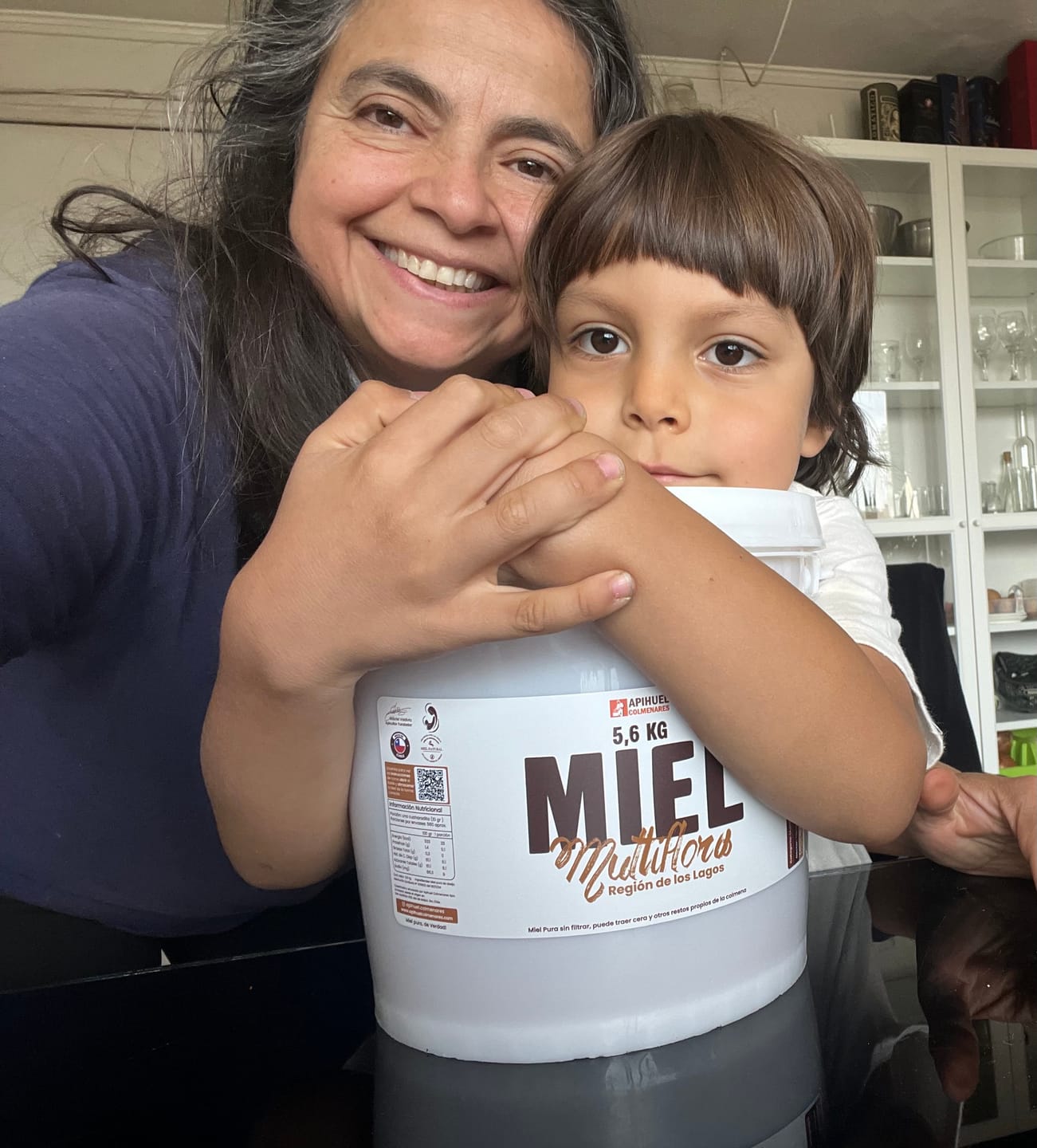 Customer photo review of Balde Miel Multiflora de La Región de Los Lagos 5,6 kilos