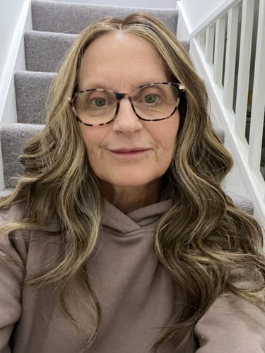 Customer photo review of JBEXTENSION CLAIRE MONO MIX BLONDE Partial Monofilament Wig 22 Inches Mix Blonde Partial Mono Lace Glueless Wig CLAIRE MONO MIX BLONDE【BENDY EAR TABS】
