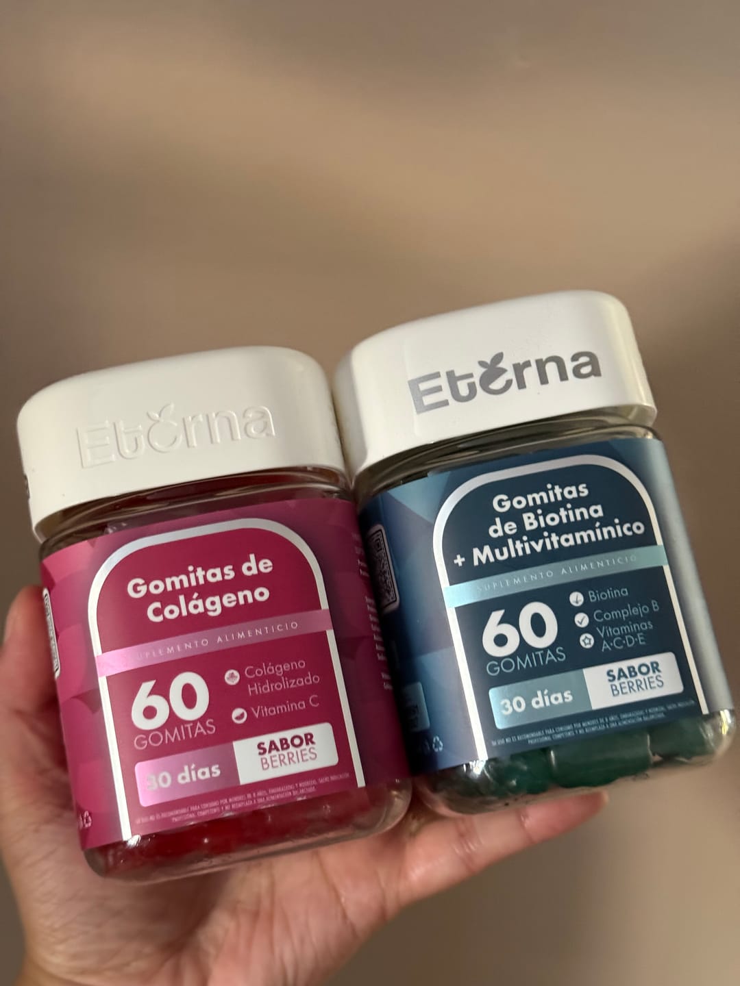 Customer photo review of Pack Biotina + Colágeno